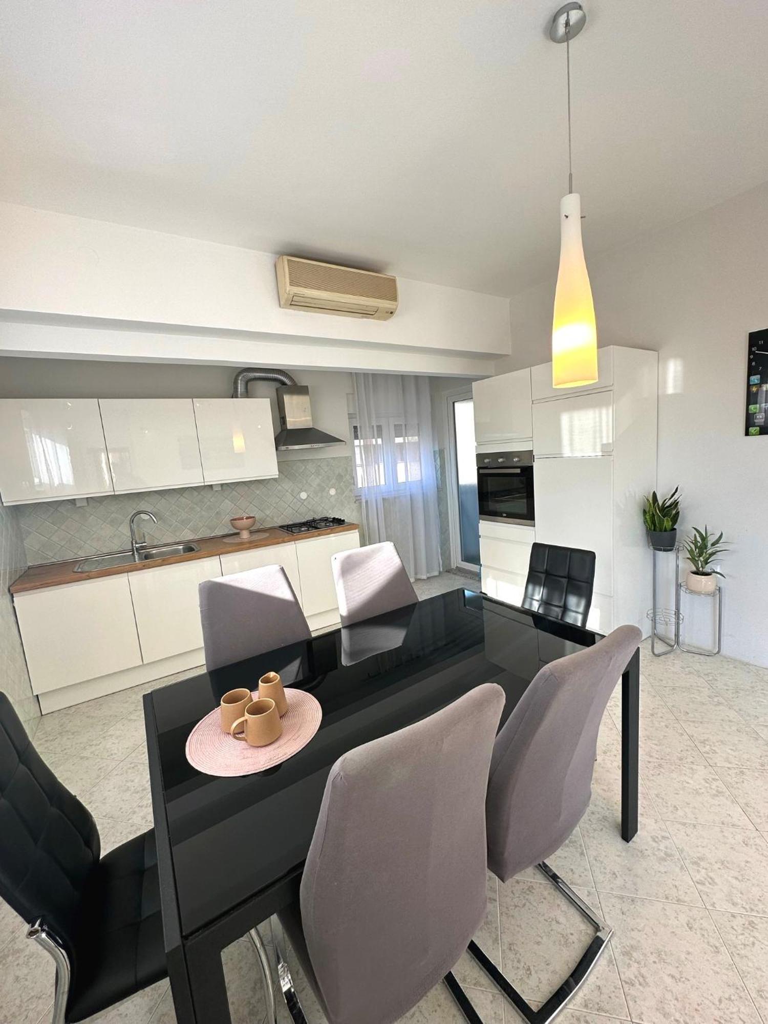 Spacious 3Bdr App In Center "Sunny Bayside" Zadar Exterior foto