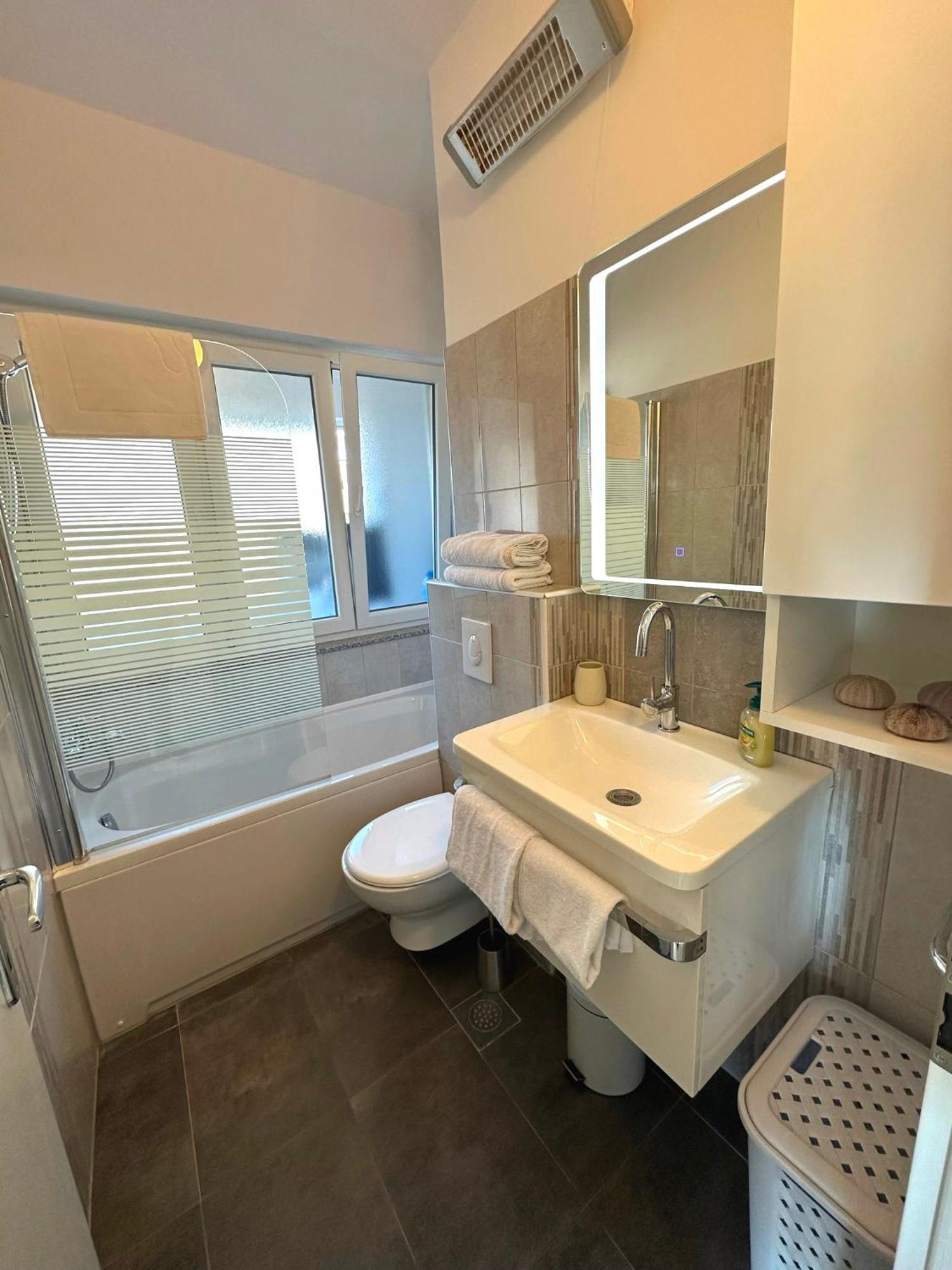 Spacious 3Bdr App In Center "Sunny Bayside" Zadar Exterior foto